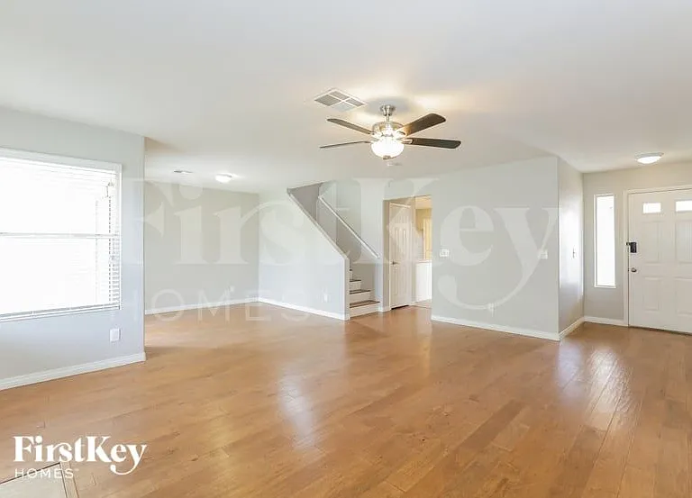 2100 Storkspur Way — Photo 4