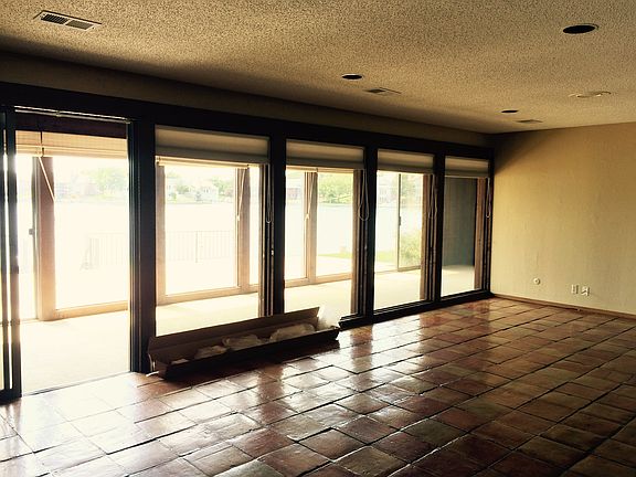 lower level family rm