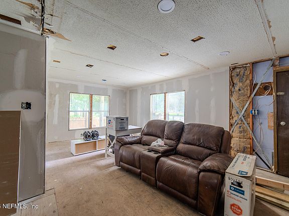 5th image of 85231 LINDA Road