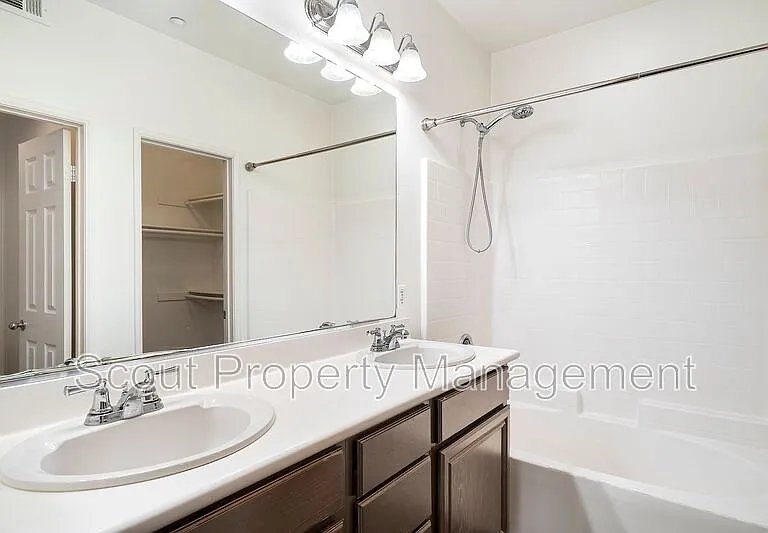 31190 Strawberry Tree Ln — Photo 8