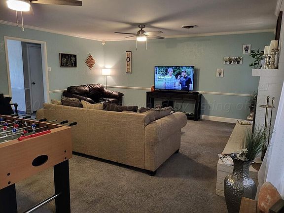 4th image of 2715 Aspen Dr
