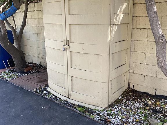 4th image of 5206 Topanga Canyon Blvd