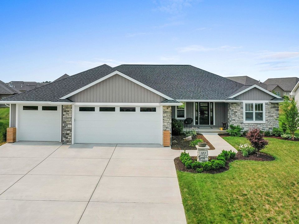1st image of 123 Purple Sage Dr