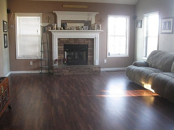 New Hardwood Laminate in the Living Room