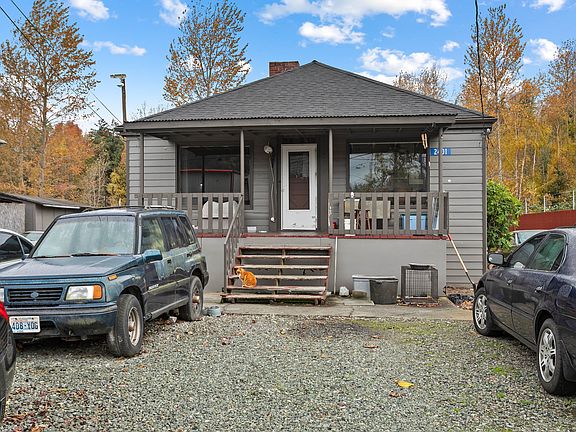 2nd image of 2401 Old Highway 99 South Rd