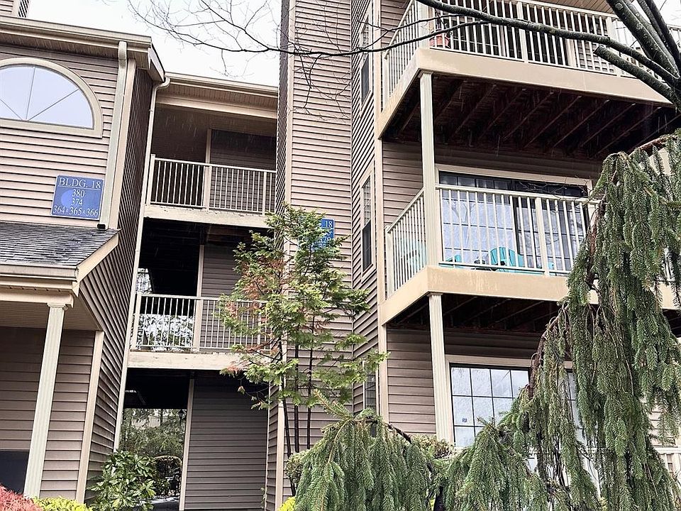 1st image of 385 Carhart Ct