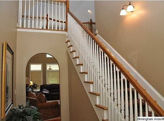 4th image of 109 Hampton Lake Dr