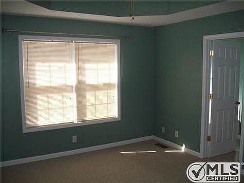 5th image of 3561 Sandpiper Dr
