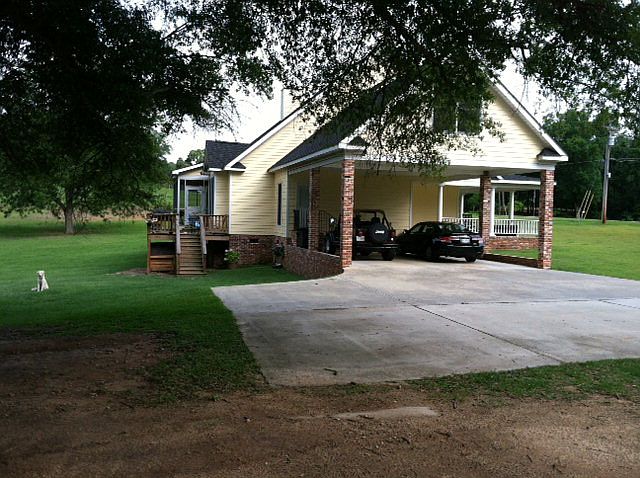 1st image of 410 Greiner Cir