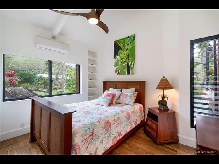 211 Luika Pl — Photo 10