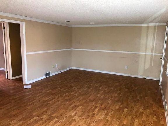 415 Buttonwood