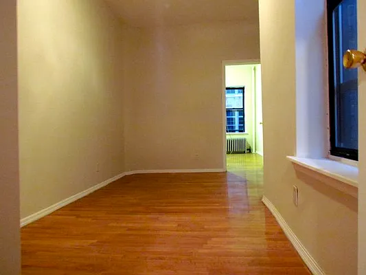 Rented by Landmark Real Estate | media 42