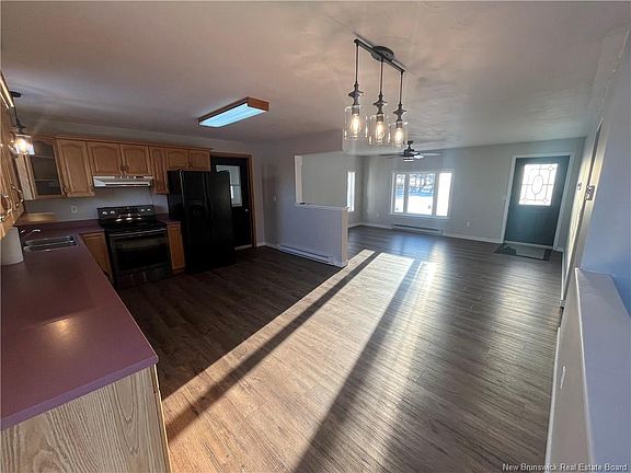 5th image of 273 Summerfield Rd