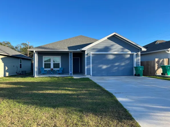 423 S 13th St, Aransas Pass, TX 78336