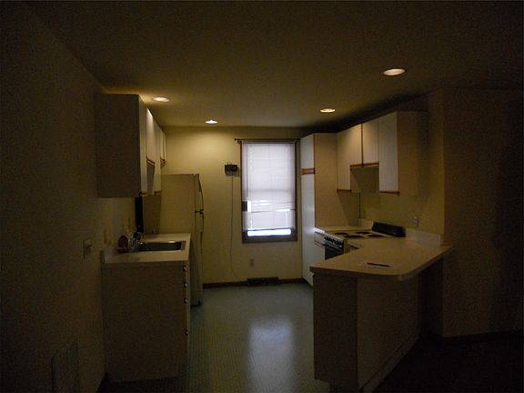 4th image of 3910 Niagara Falls Blvd #2