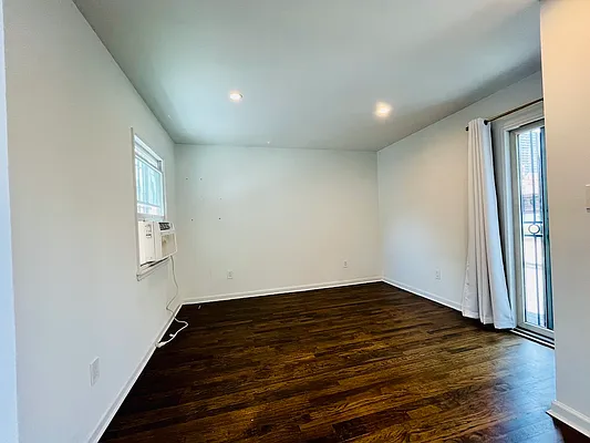 Rented by Brooklyn Real Property Inc | media 4