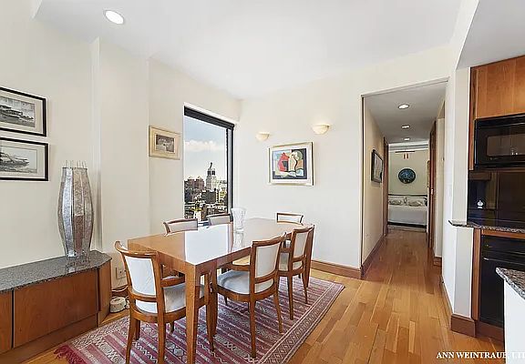 3rd image of 1 5th Ave APT 26A