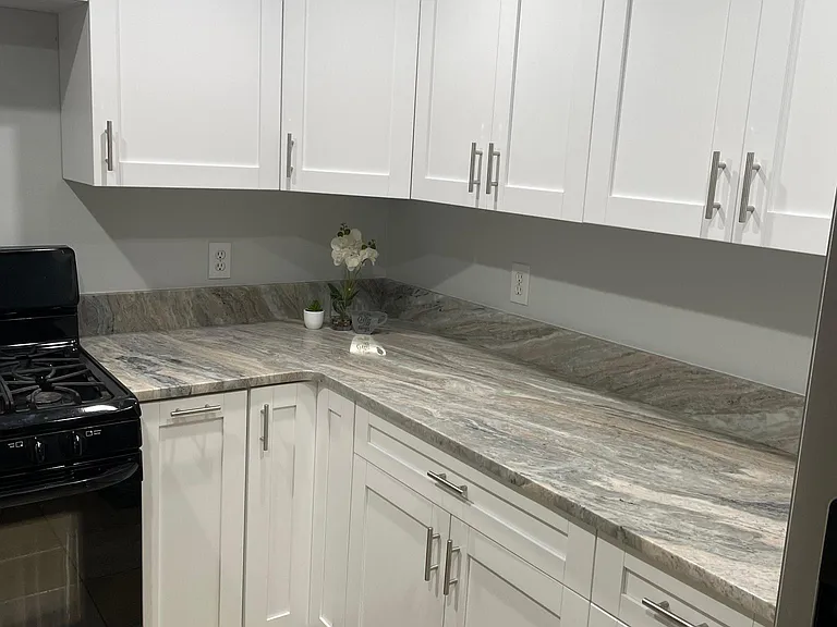 2470 Lunetta Ln — Photo 10