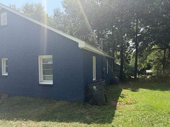 2nd image of 24 Oakland Ave