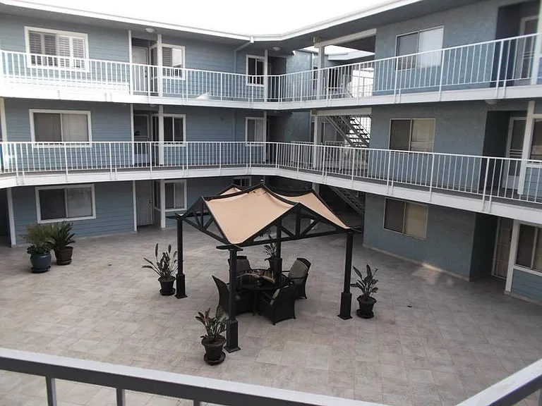 Courtyard at Seaside Villas