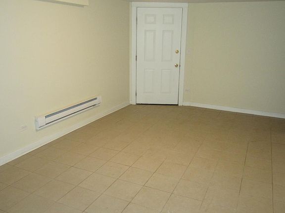 5th image of 36 King Arthur Ct APT 3
