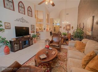 9220 Vineland Ct APT F, Boca Raton, FL 33496
