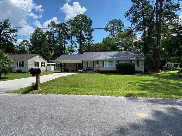903 Carol St, Adel, GA 31620