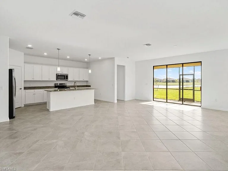 14996 Palamos Cir — Photo 5