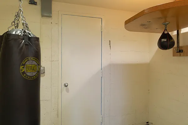 Rented by Barlavi Inc. | media 23