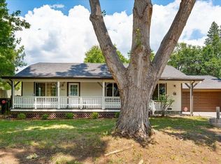 304 Magnolia St, Mount Shasta, CA 96067