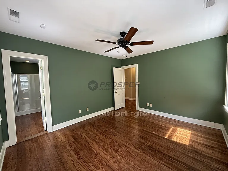 575 Elizabeth Ln W — Photo 14