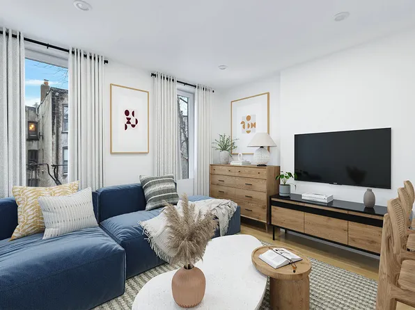 476 2nd Street image 1 of 6