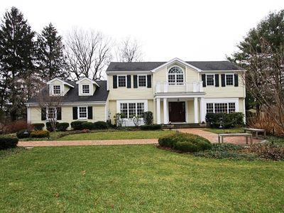 165 Lawn Ln, Oyster Bay, NY, 11771