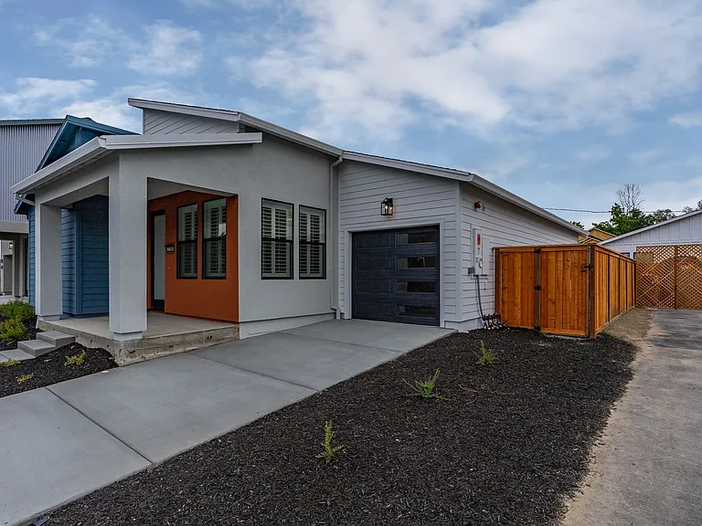 2269 San Miguel Ave — Photo 29