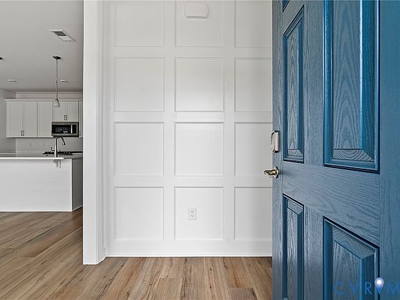 4th image of 9222 Cerulean Pl