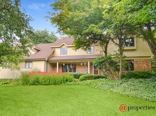 6 Washitay Ave, Hawthorn Woods, IL 60047