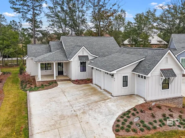 876 Geranium Dr, Fairhope, AL 36532