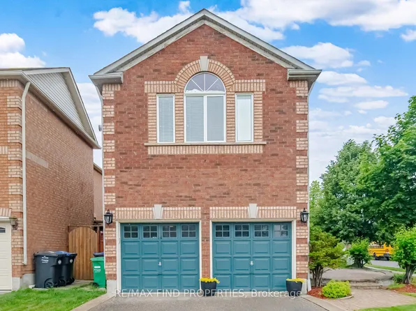2 Summerdale Cres, Brampton, ON L6X 4V8