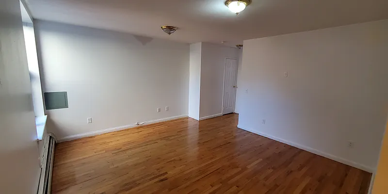 Rented by Premier One Realty LLC | media 1