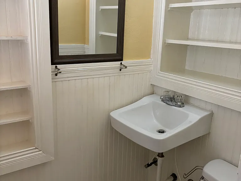 1608 Saint Ann St — Photo 17