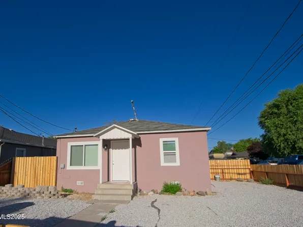 985 10th St, Sparks, NV 89431