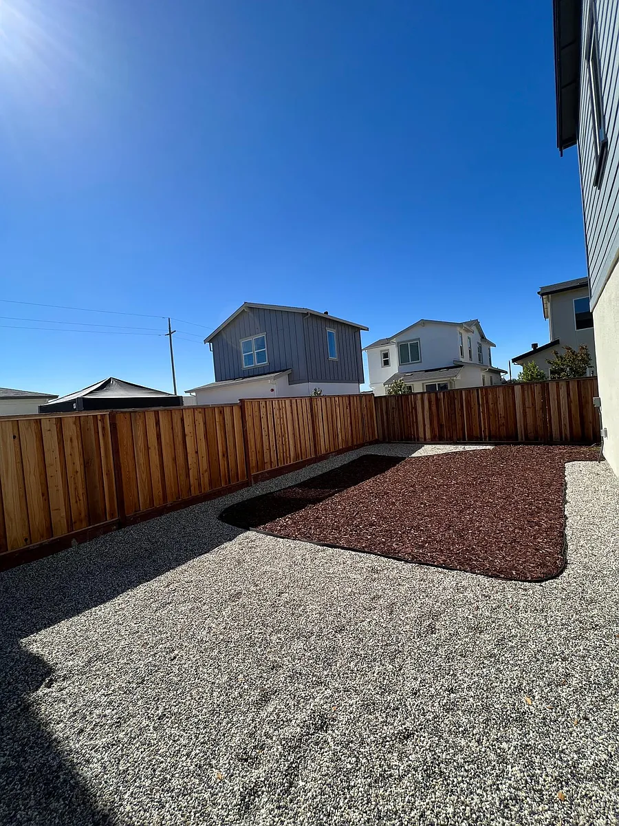 Building Photo - Blackjack Way