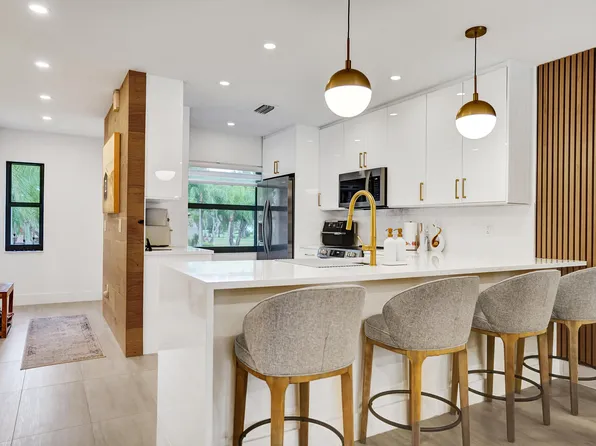 9293 Vista Del Lago #15f, Boca Raton, FL 33428