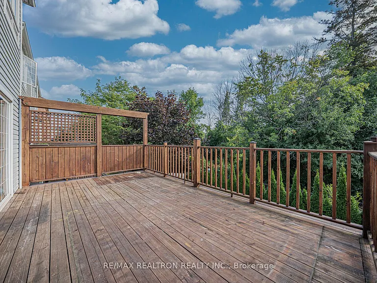 44 Moynahan Cres #MAIN — Photo 10