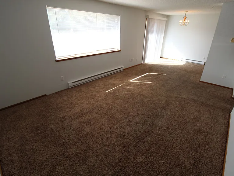 1223 E Nora Ave — Photo 9