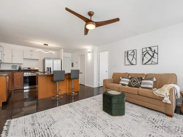 493 Pio Dr APT 202, Wailuku, HI 96793