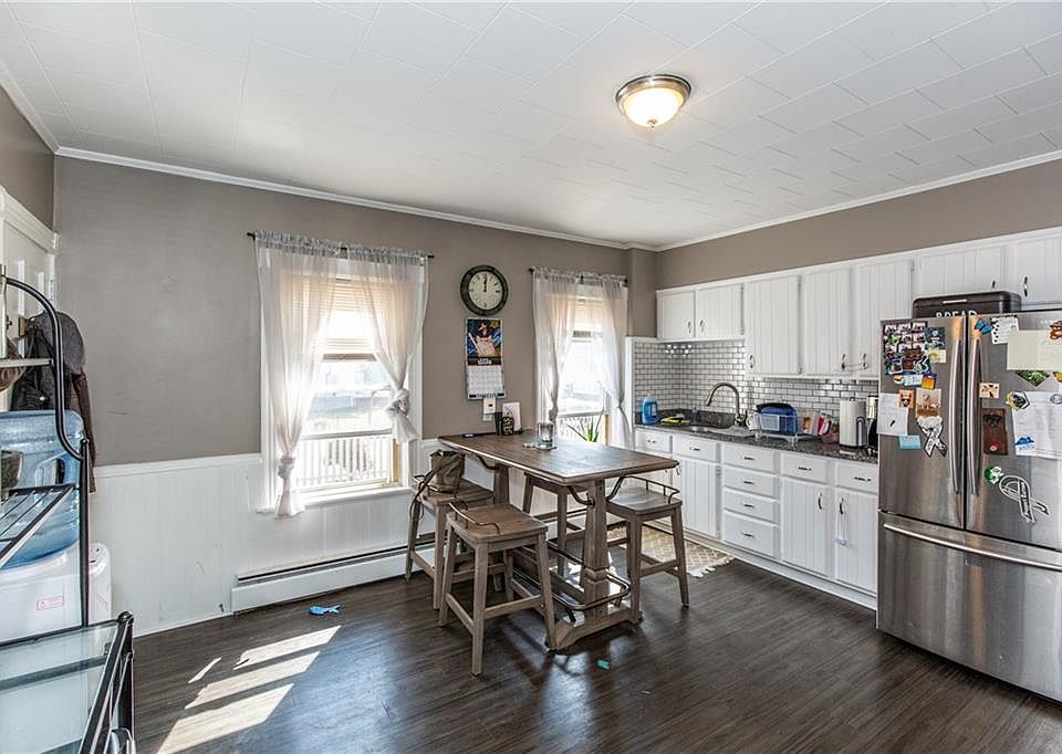 241 Railroad St Manville, RI, 02838 Apartments for Rent Zillow