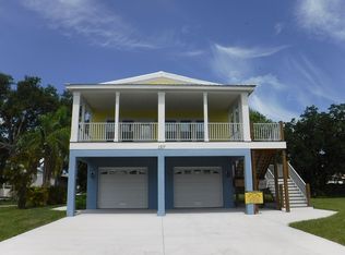 1317 50th Avenue Dr W, Palmetto, FL 34221