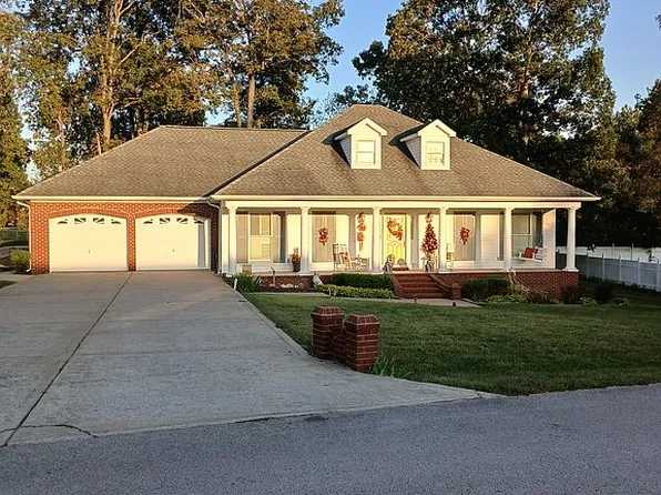 122 Kyabram Dr, Benton, KY 42025