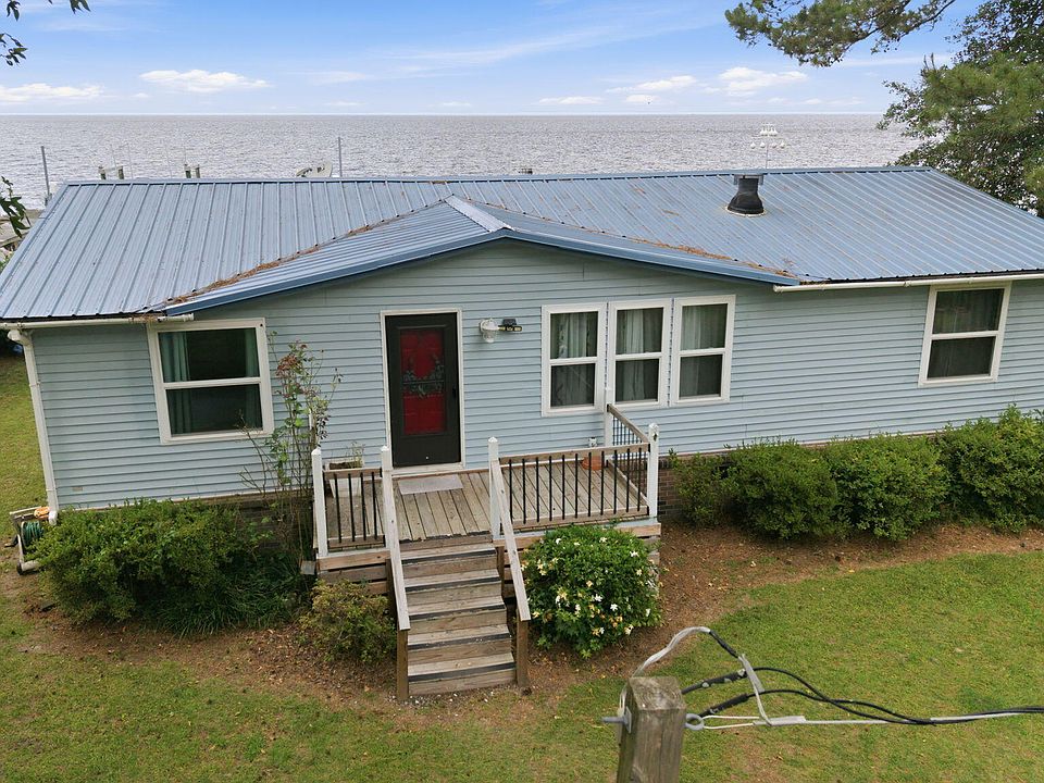 1st image of 133 Rhodes Haven Drive